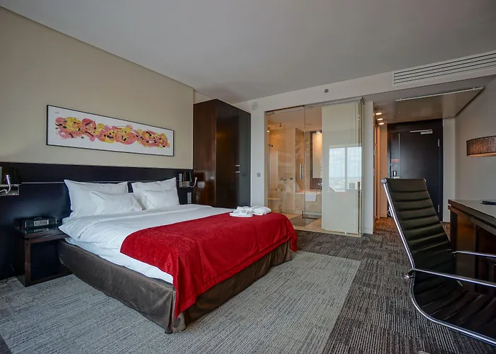 ホテル Andersia & Poznan, A Member Of Radisson Individuals 4*