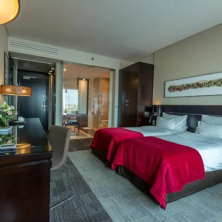 호텔 Andersia & Poznan, A Member Of Radisson Individuals 4*