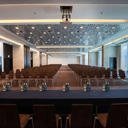 Hotel Andersia & Poznan, A Member Of Radisson Individuals 4*