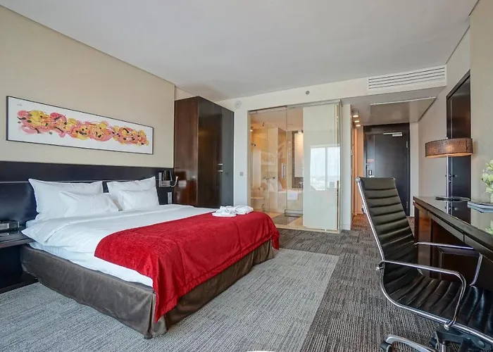 Hotel Andersia & Poznan, A Member Of Radisson Individuals 4*