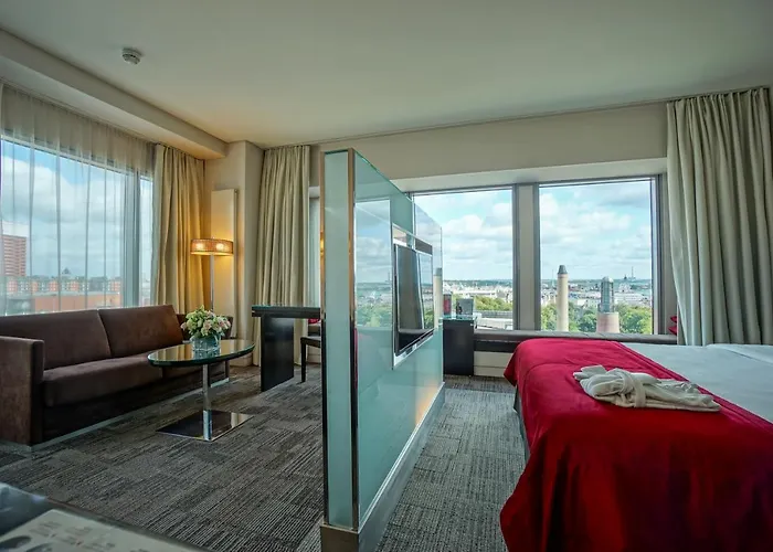 Hotel Andersia & Poznan, A Member Of Radisson Individuals 4*